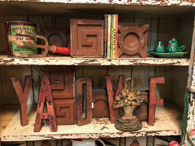 Meet the Vendor: Jennifer Pass - The Hill Antique Market