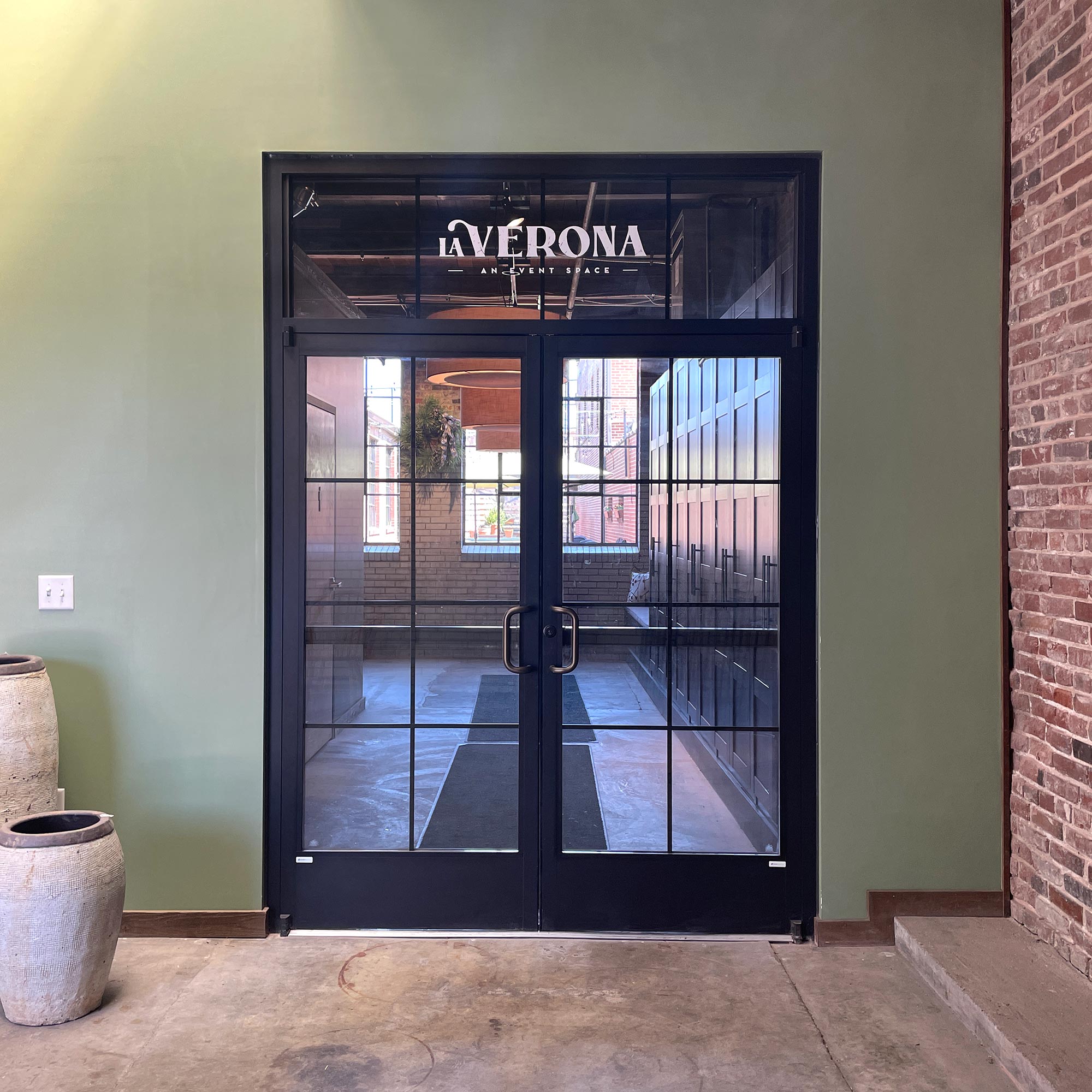 La Verona at the Marketplace